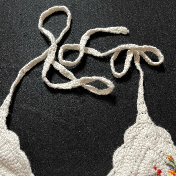 Forever 21 Crochet Halter Crop Top ~ Small - Picture 7 of 15